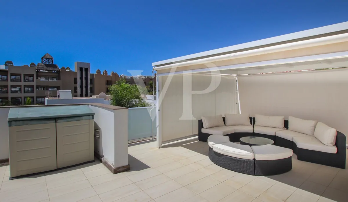 Exklusive moderne Villa mit Meerblick nur wenige Minuten vom Strand El Duque