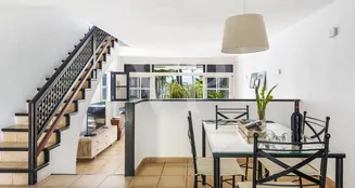 von_poll_real_estate_property_ES223183932_image_290