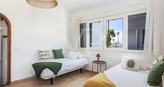 von_poll_real_estate_property_ES223183932_image_258