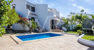 von_poll_real_estate_property_ES223183932_image_250