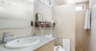 von_poll_real_estate_property_ES223183932_image_206