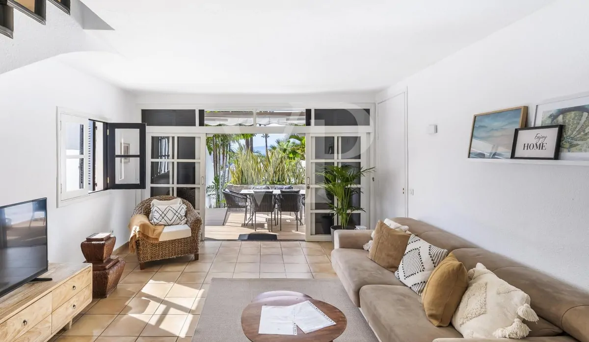 Zwei rundum perfekte Doppelhaushälften mit Meerblick in Playa de las Américas