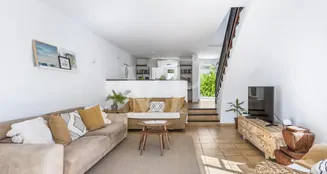 von_poll_real_estate_property_ES223183932_image_235