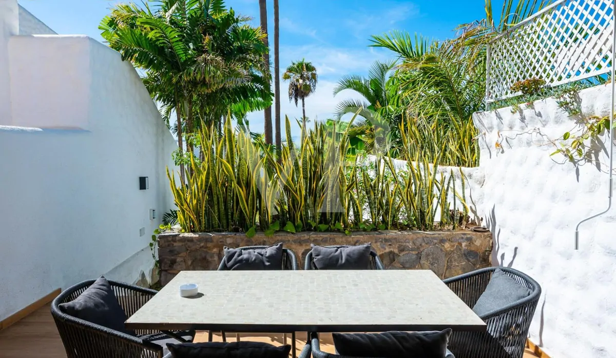 Zwei rundum perfekte Doppelhaushälften mit Meerblick in Playa de las Américas
