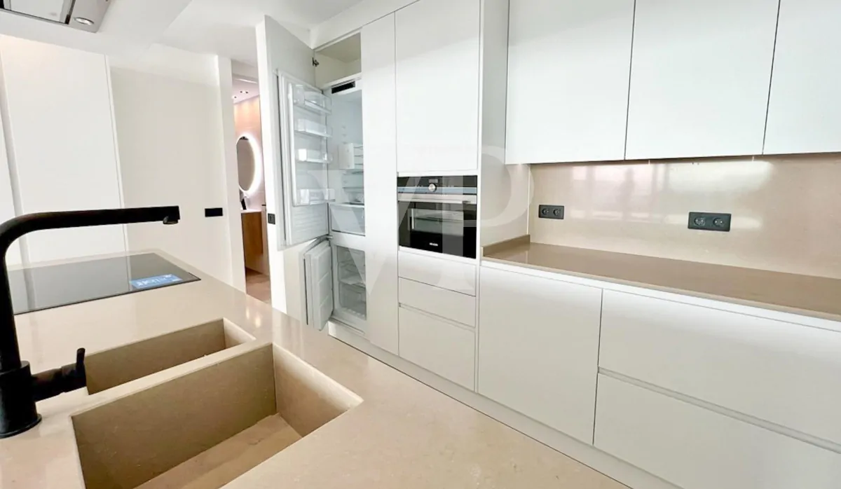 Modern penthouse apartmanok a tengerparton Costa del Silencióban