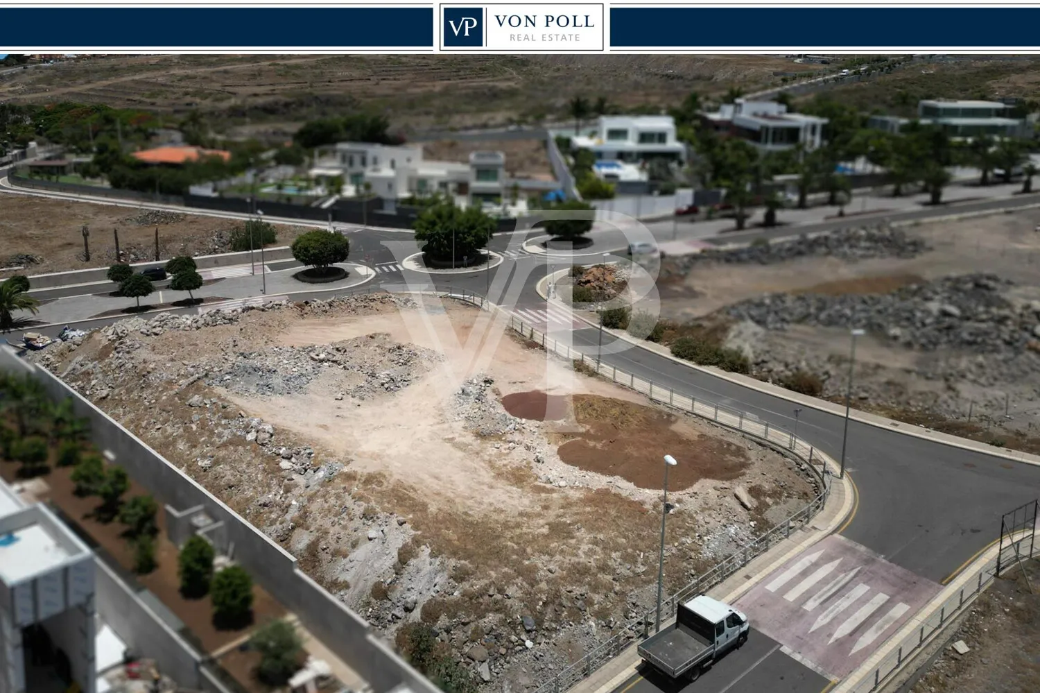 Parcela residencial con licencia y vistas al mar en Golf Costa Adeje