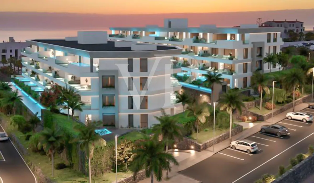 Terrain résidentiel avec licence et vue sur la mer à Golf Costa Adeje