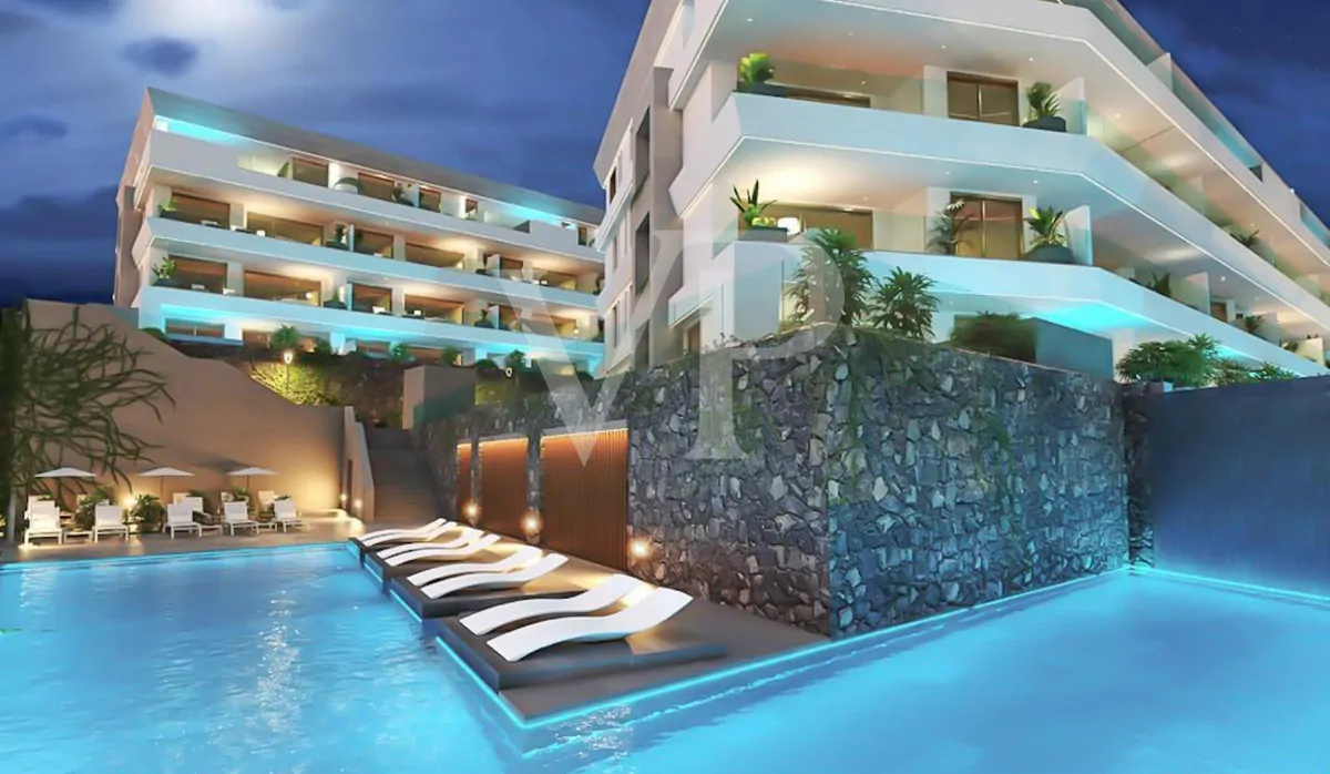 Terrain résidentiel avec licence et vue sur la mer à Golf Costa Adeje