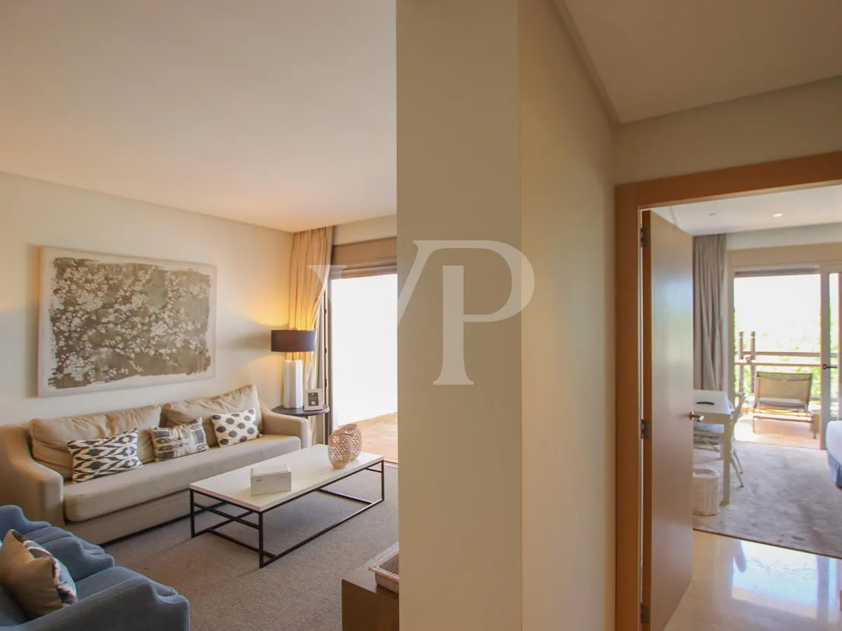 Apartamento de lujo de 2 dormitorios con vistas al mar en el exclusivo complejo Abama