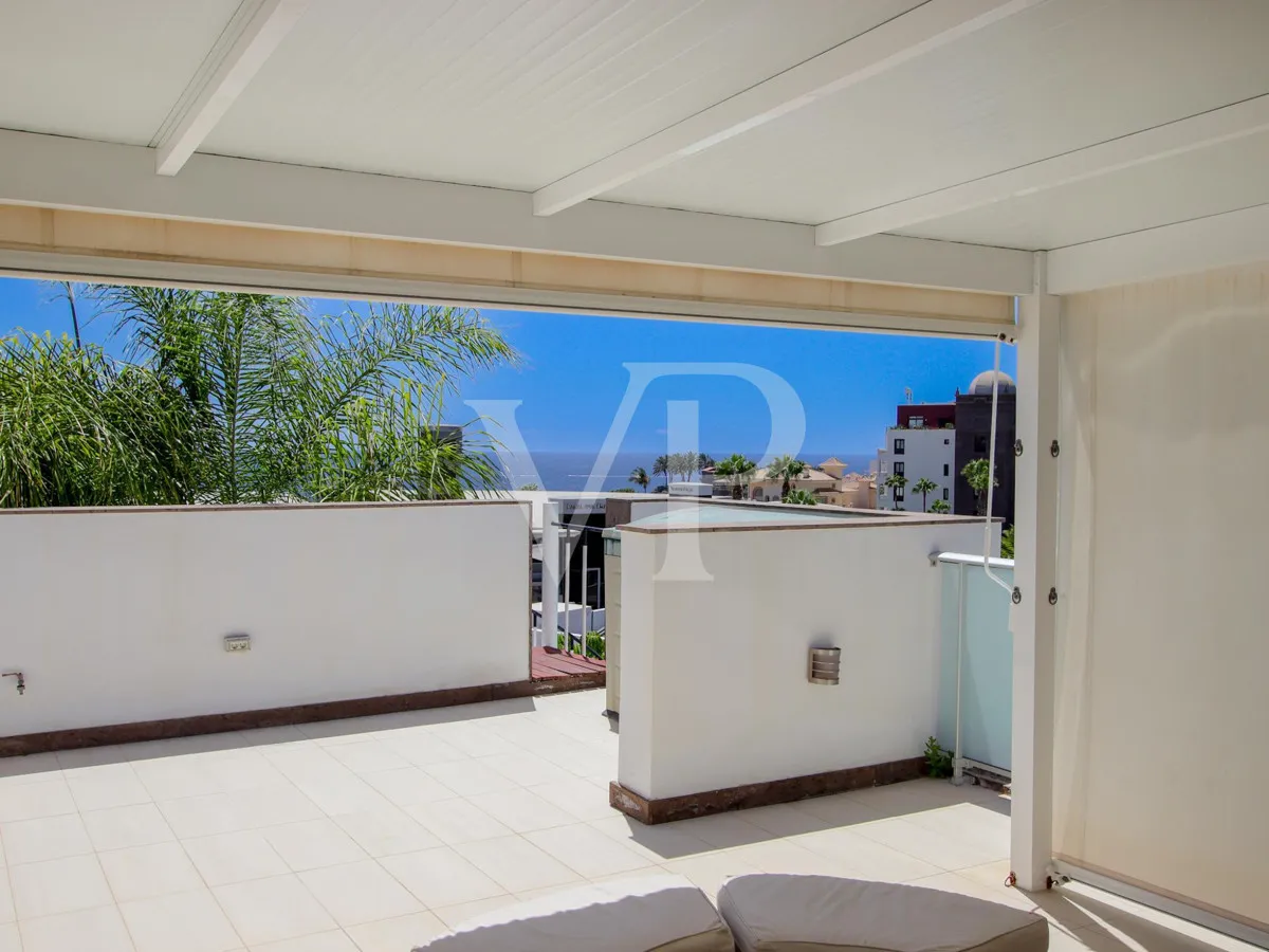 Exklusive moderne Villa mit Meerblick nur wenige Minuten vom Strand El Duque