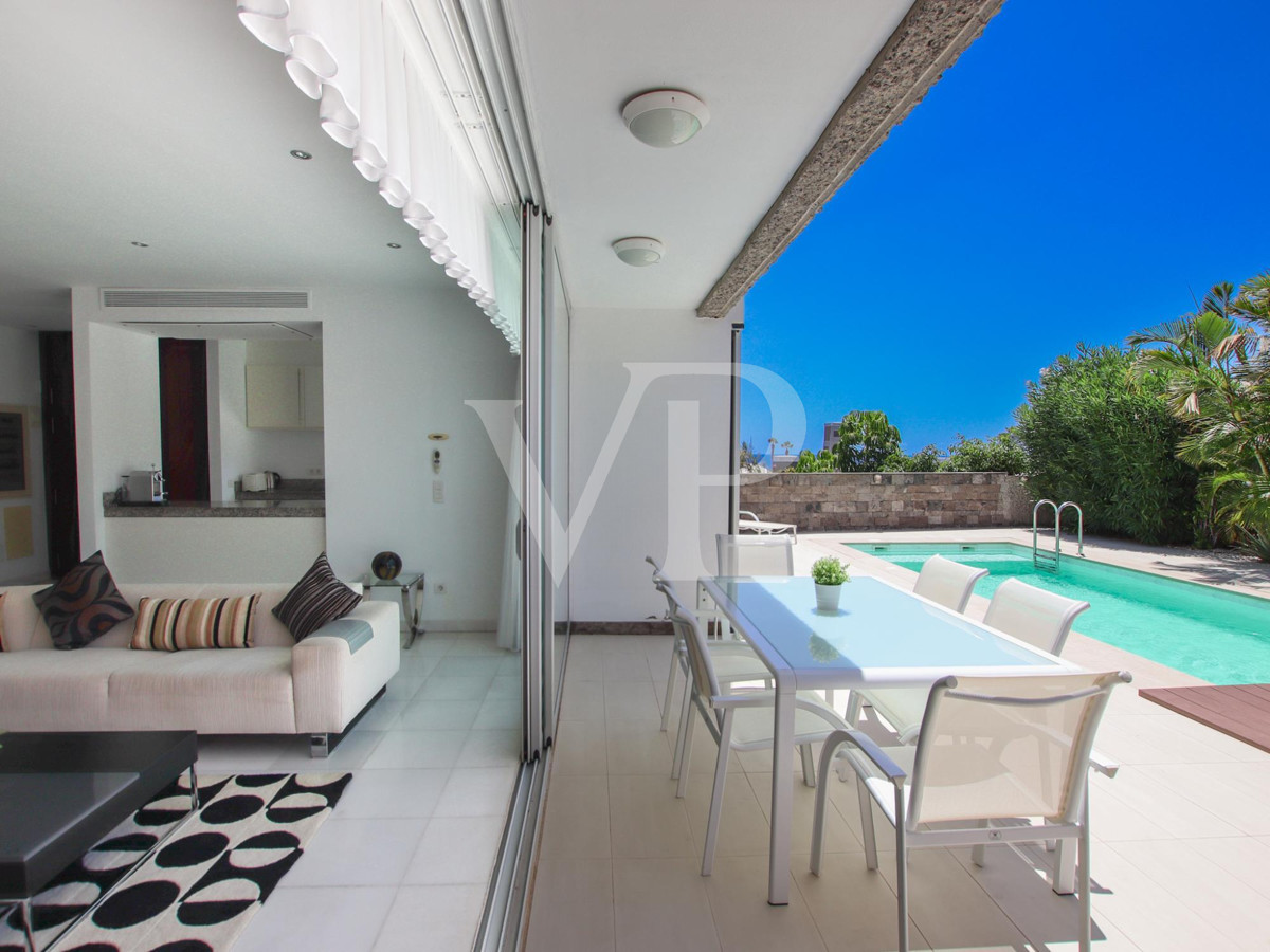 Exklusive moderne Villa mit Meerblick nur wenige Minuten vom Strand El Duque