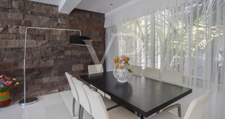 von_poll_real_estate_property_ES233184417_image_96