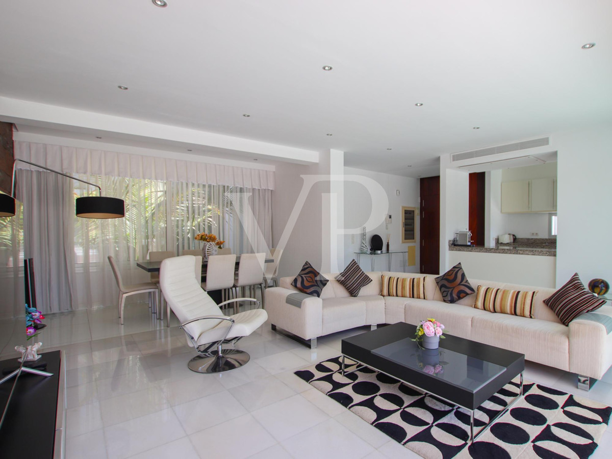 Exclusive modern villa with sea views just a few steps to the beach el Duque