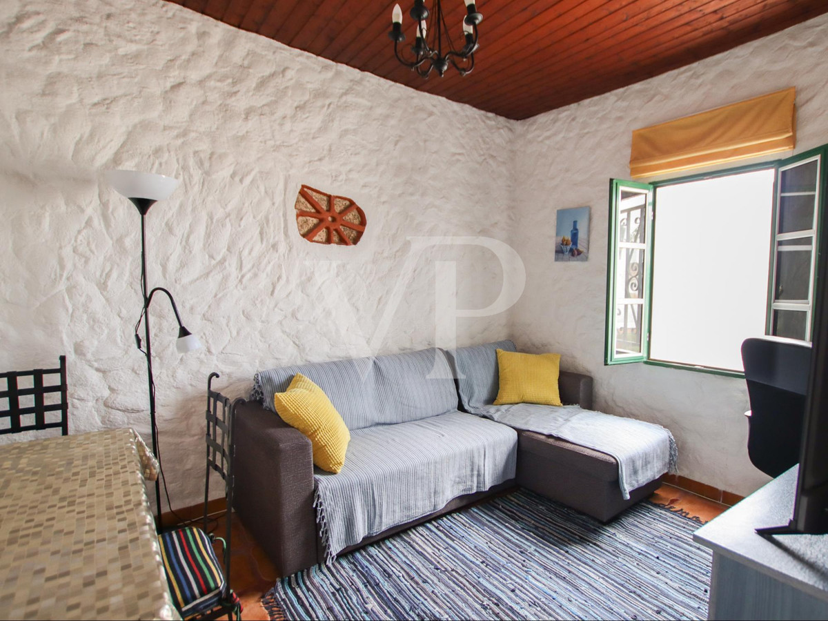 Unparalleled tranquility in a charming rustic house in San Miguel