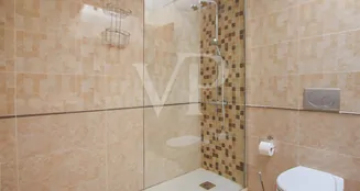 von_poll_real_estate_property_ES233184473_image_22