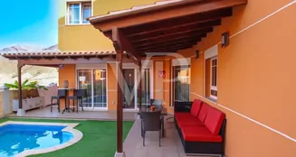 von_poll_real_estate_property_ES233184474_image_0