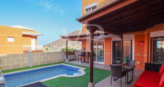 von_poll_real_estate_property_ES233184474_image_0