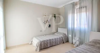 von_poll_real_estate_property_ES233184474_image_18