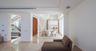 von_poll_real_estate_property_ES233184492_image_10