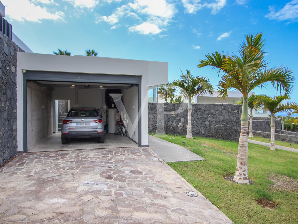 Impressive luxury villa in Lagos de Abama