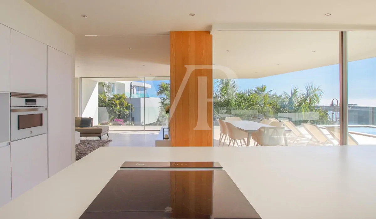 Elegante Luxusvilla im Herzen von Abama Golf