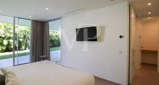 von_poll_real_estate_property_ES233184514_image_85