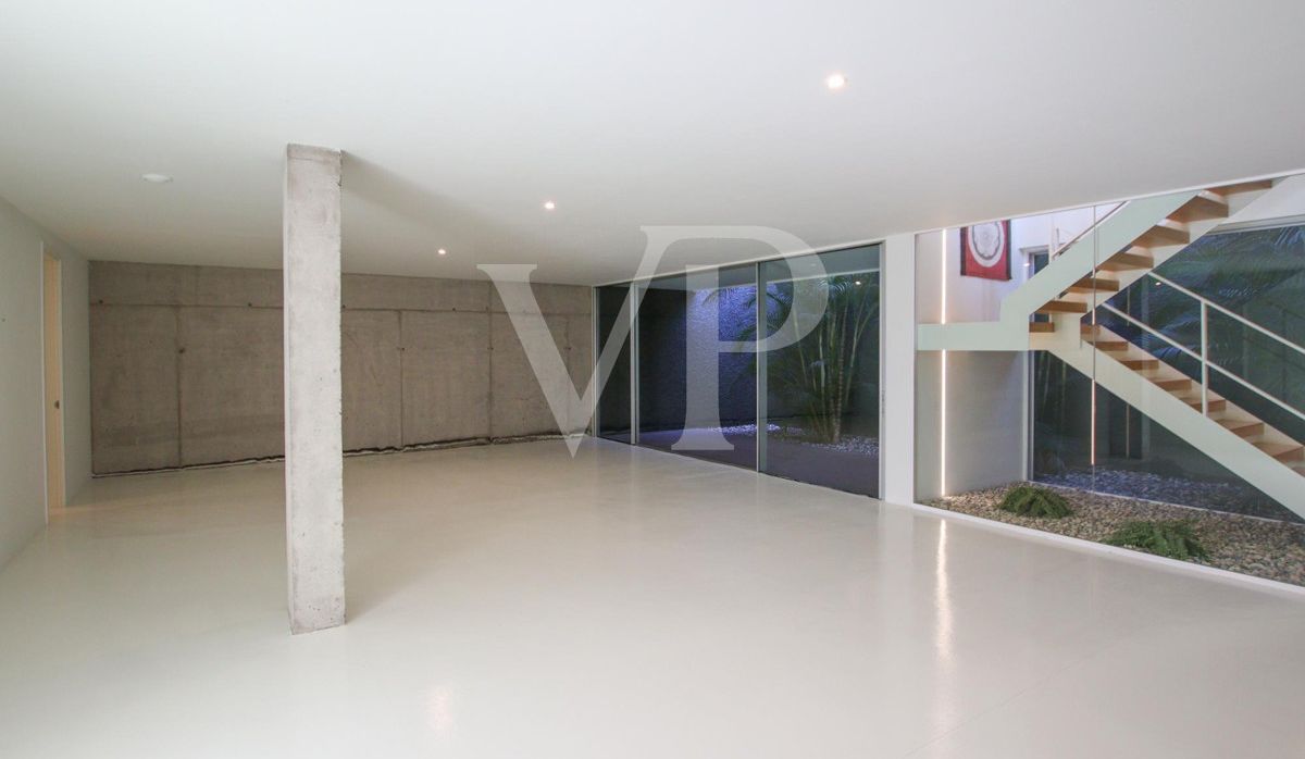 Elegant Luxury Villa in the heart of Abama Golf