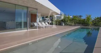 von_poll_real_estate_property_ES233184514_image_0