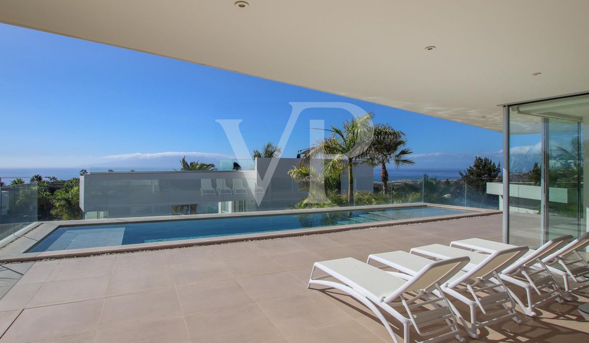 Elegant Luxury Villa in the heart of Abama Golf