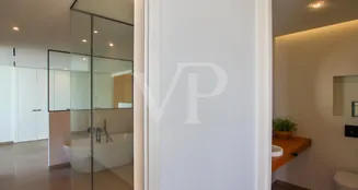 von_poll_real_estate_property_ES233184514_image_12