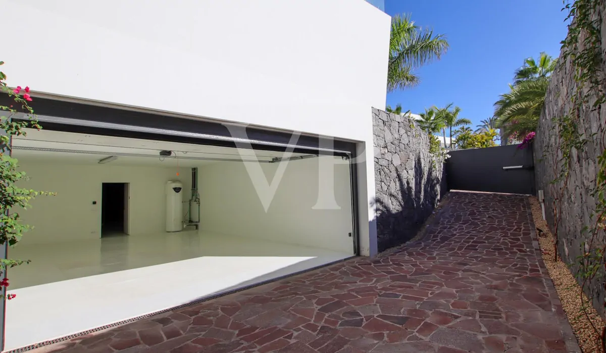 Elegante Luxusvilla im Herzen von Abama Golf