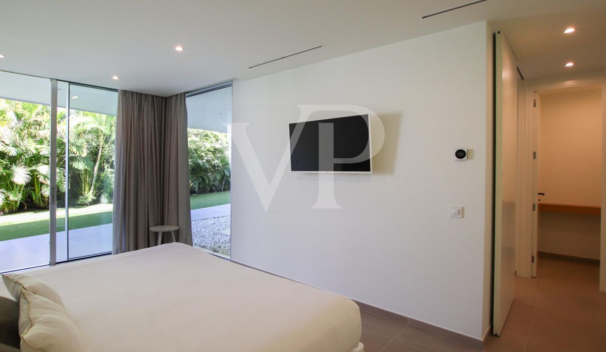Elegant Luxury Villa in the heart of Abama Golf