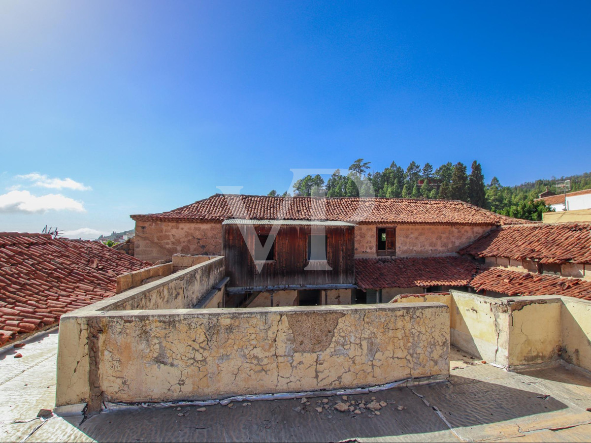 Histórica casa emblemática para reformar en el centro de Vilaflor