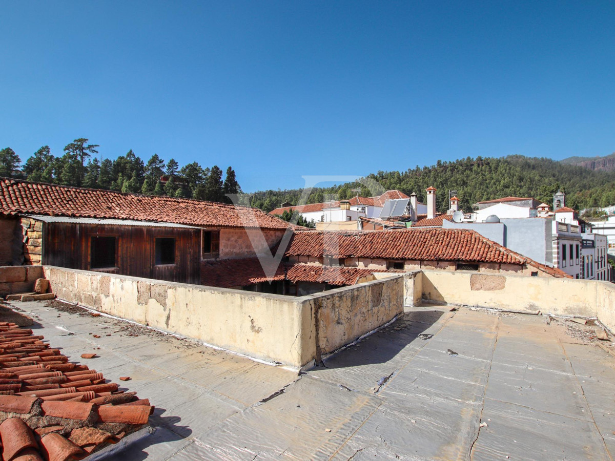 Histórica casa emblemática para reformar en el centro de Vilaflor