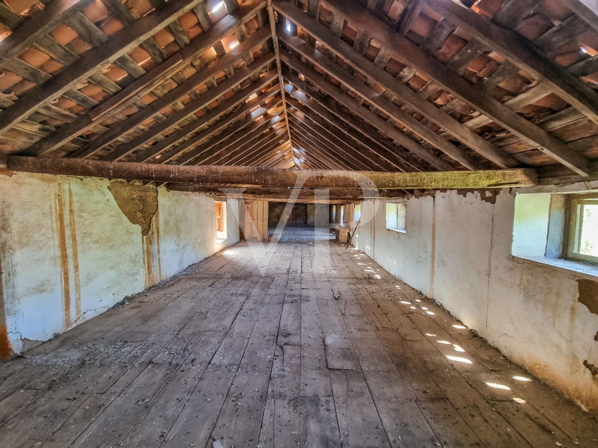 Historisches denkmalgeschütztes Haus zum Sanieren im Zentrum von Vilaflor