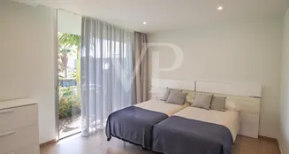 von_poll_real_estate_property_ES233184514_image_128