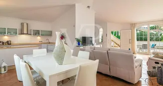 von_poll_real_estate_property_ES233184562_image_5