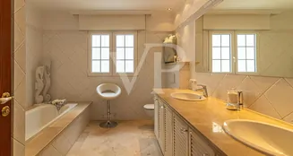 von_poll_real_estate_property_ES233184562_image_22