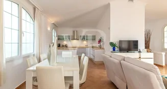 von_poll_real_estate_property_ES233184562_image_17