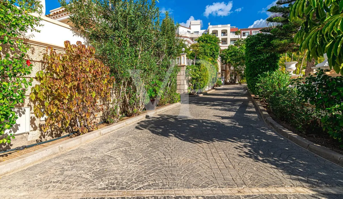 Einzigartige Villa nur wenige Schritte zum Playa del Duque in Costa Adeje