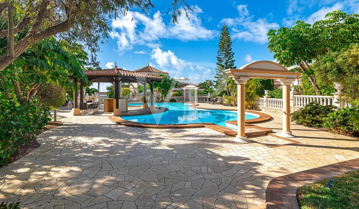 Einzigartige Villa nur wenige Schritte zum Playa del Duque in Costa Adeje