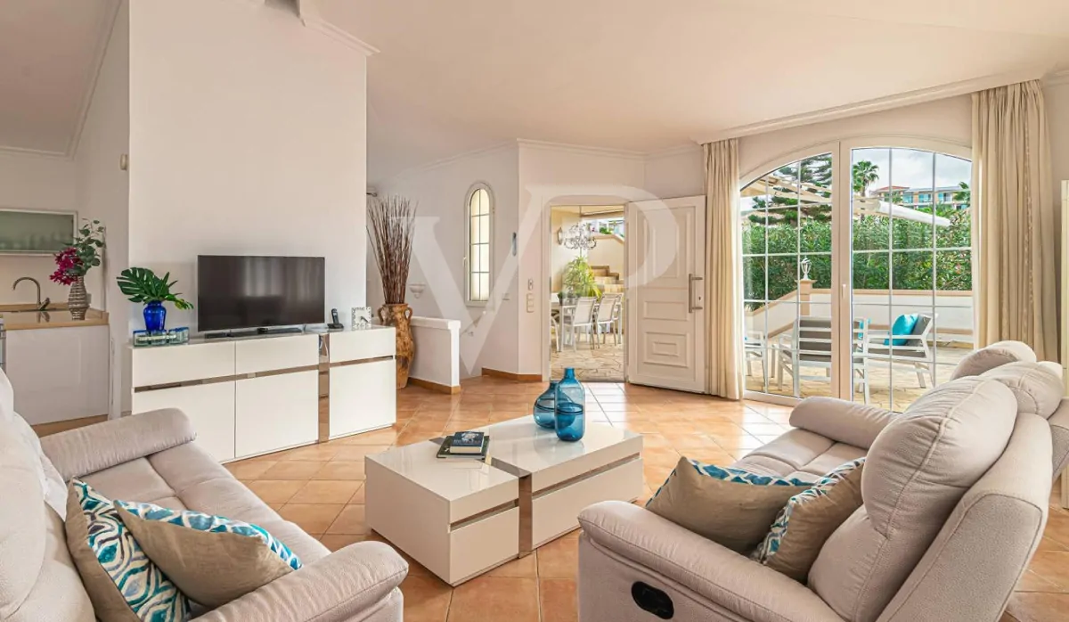 Einzigartige Villa nur wenige Schritte zum Playa del Duque in Costa Adeje
