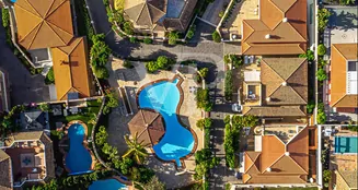 von_poll_real_estate_property_ES233184562_image_42