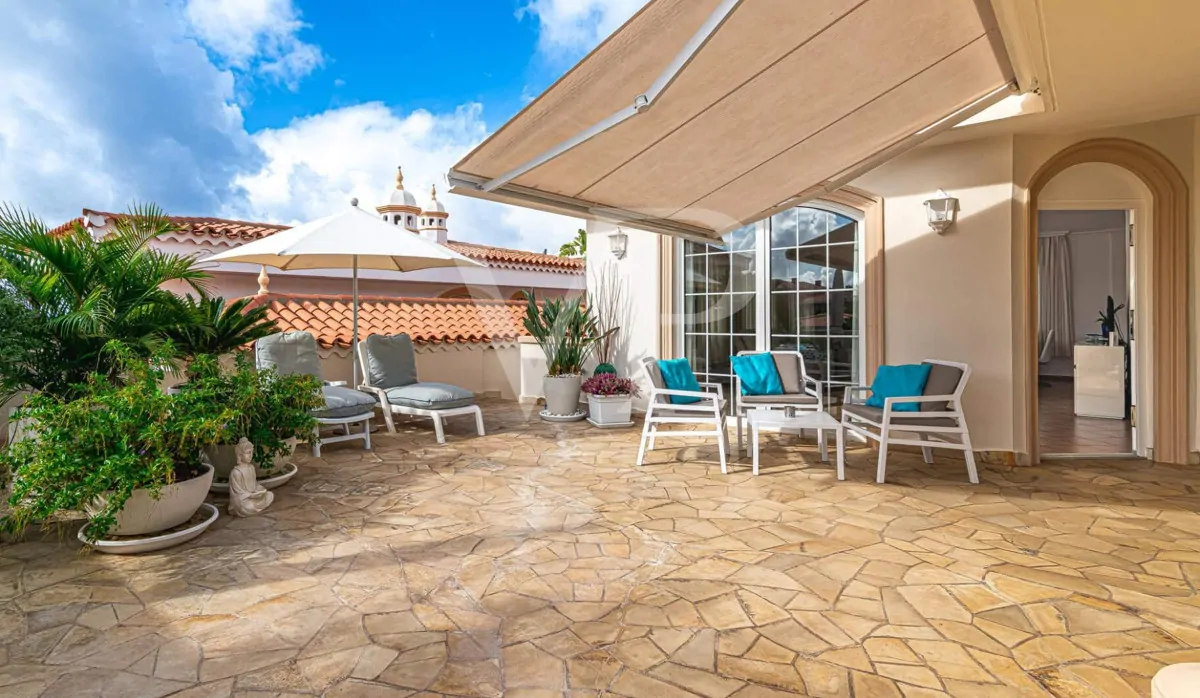 Einzigartige Villa nur wenige Schritte zum Playa del Duque in Costa Adeje