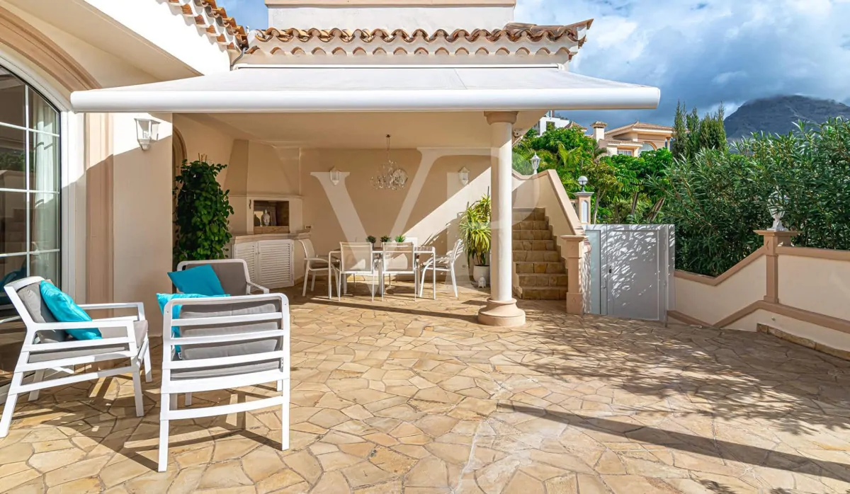 Einzigartige Villa nur wenige Schritte zum Playa del Duque in Costa Adeje