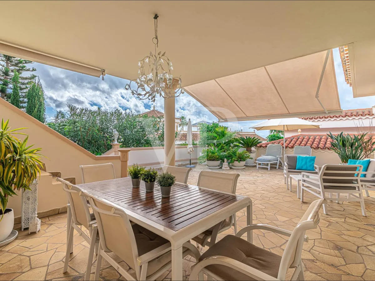 Villa unique à quelques pas de Playa del Duque à Costa Adeje