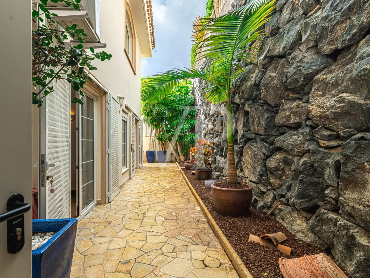 Villa unique à quelques pas de Playa del Duque à Costa Adeje