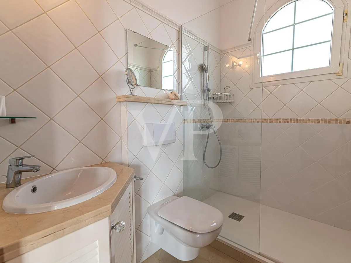 Villa unique à quelques pas de Playa del Duque à Costa Adeje