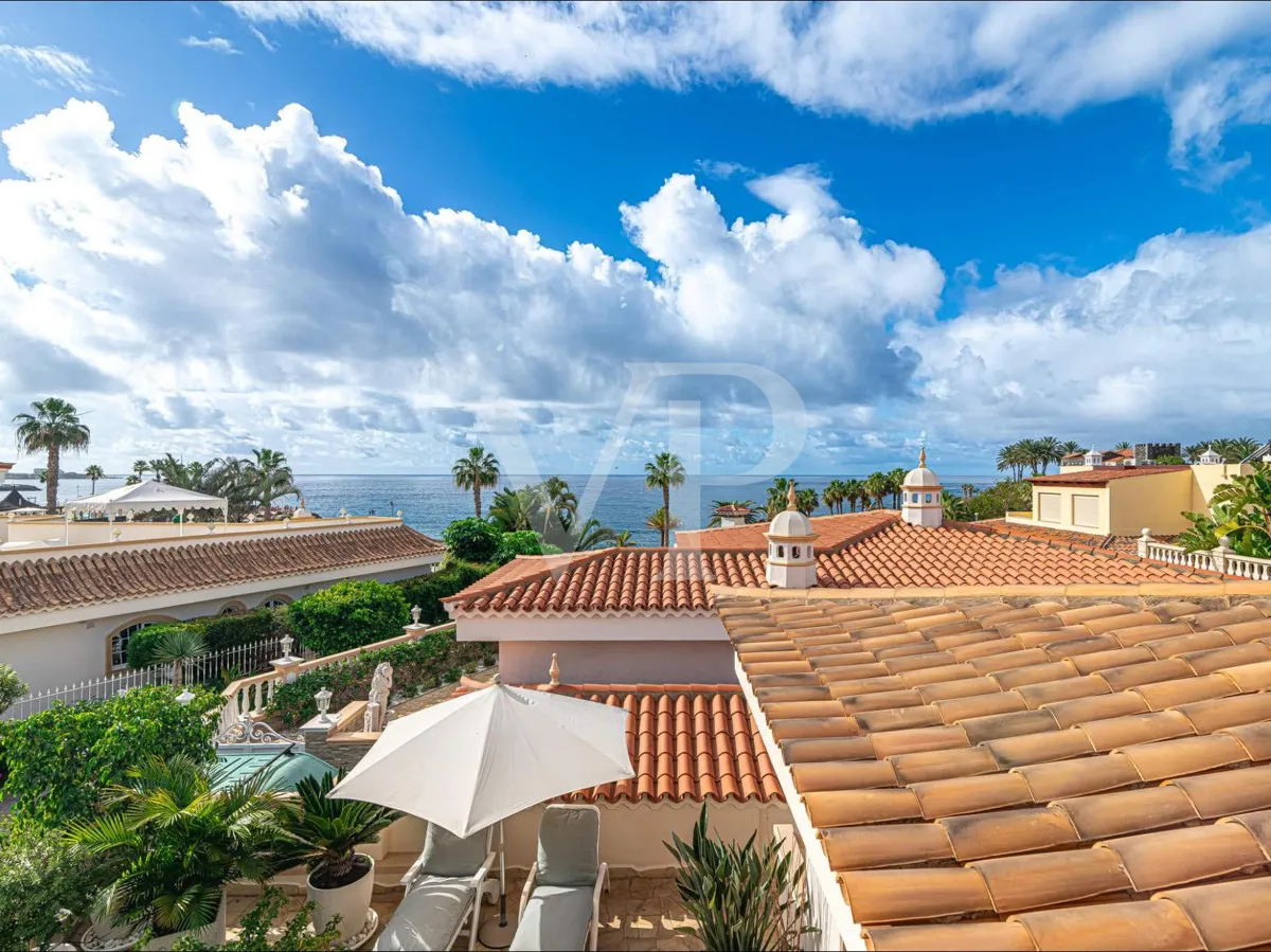 Villa unique à quelques pas de Playa del Duque à Costa Adeje