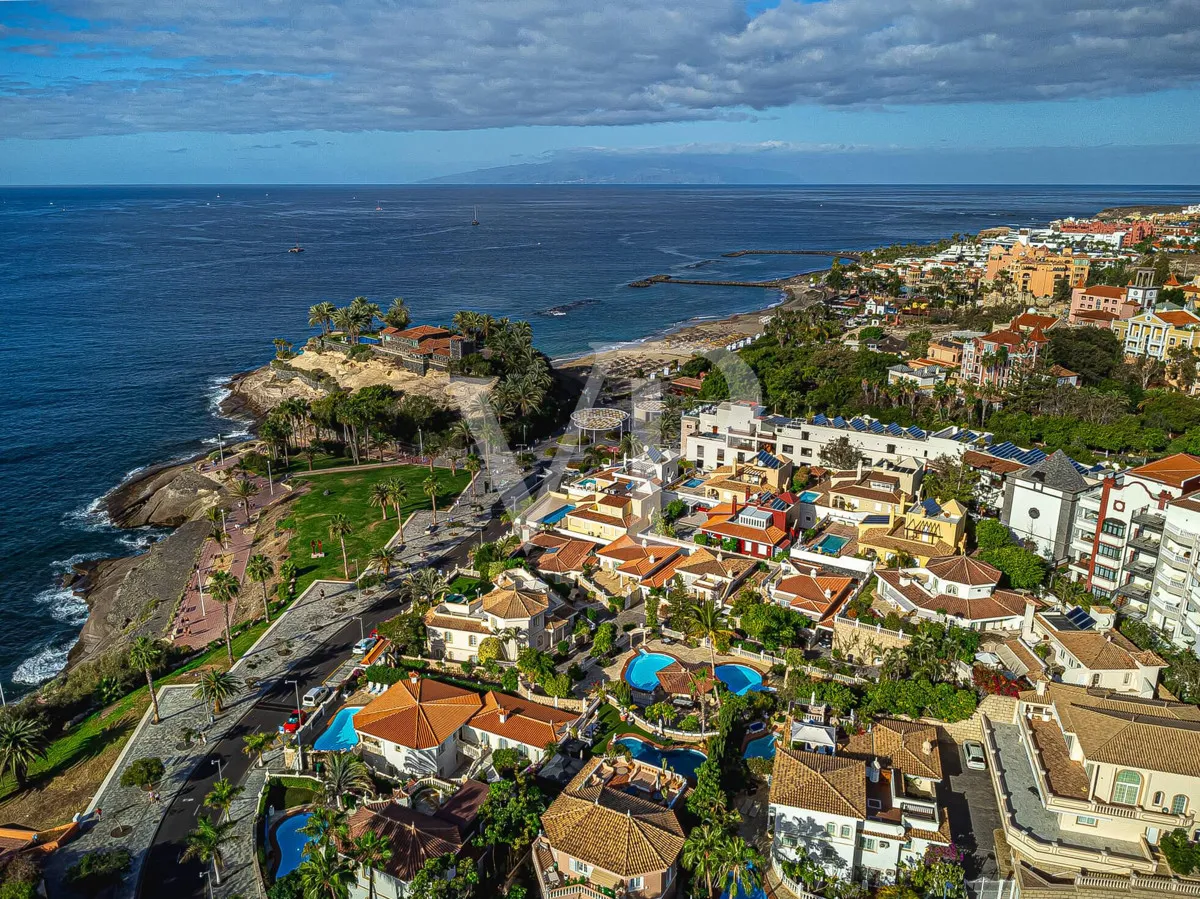 Villa unique à quelques pas de Playa del Duque à Costa Adeje